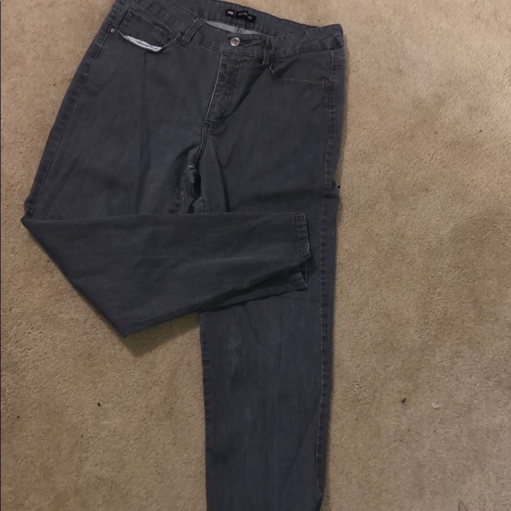 Lee Jeans